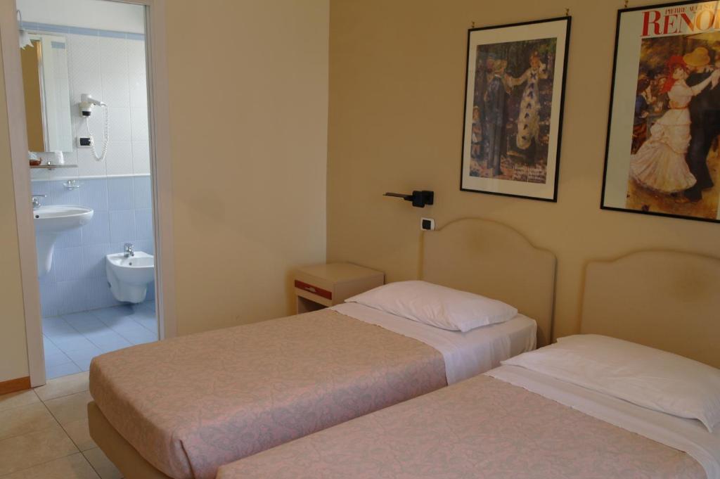 Hotel Armando' S Sulmona Szoba fotó